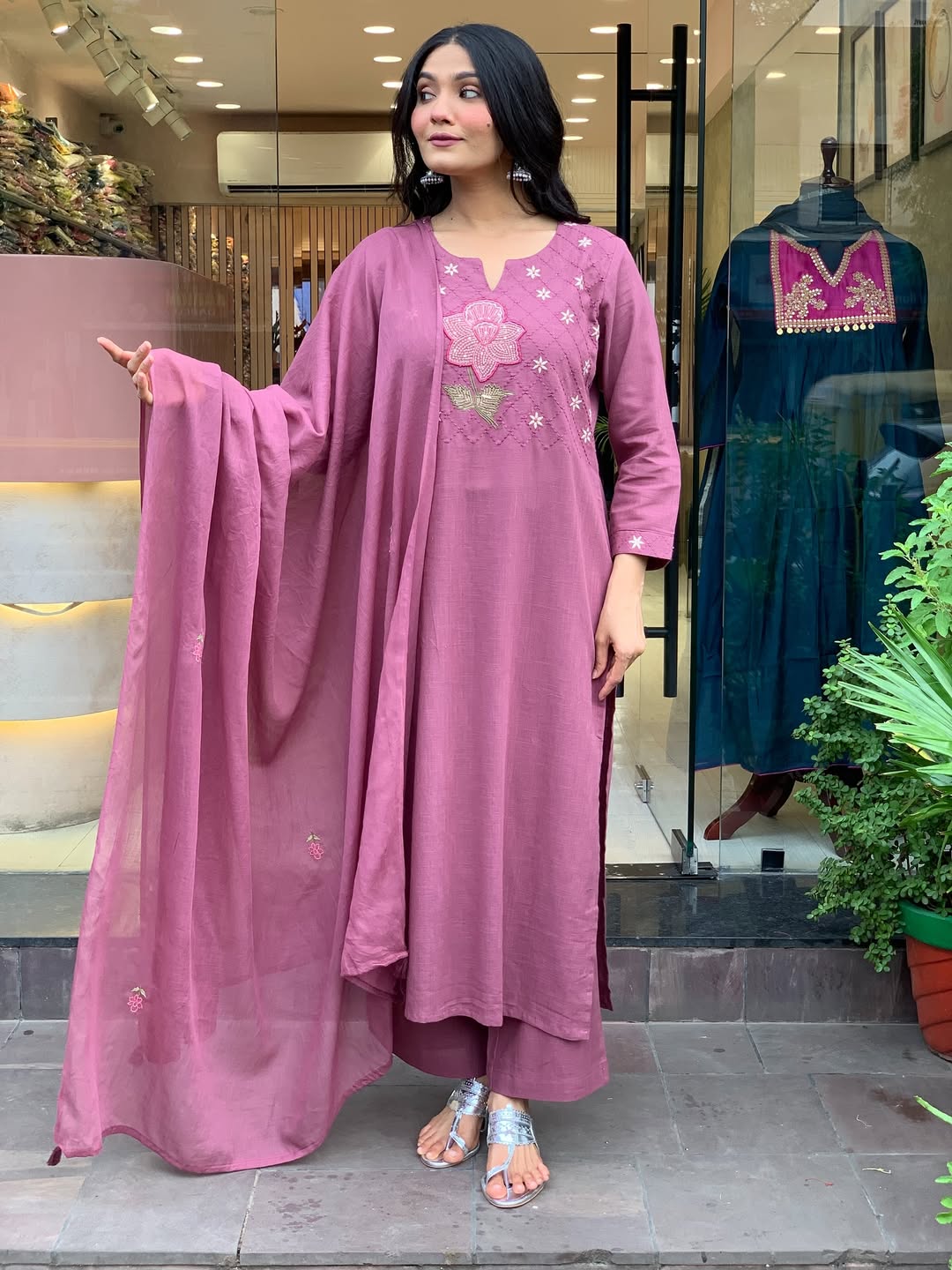 Elegant Mauve 3-Piece Kurta Set with Dupatta