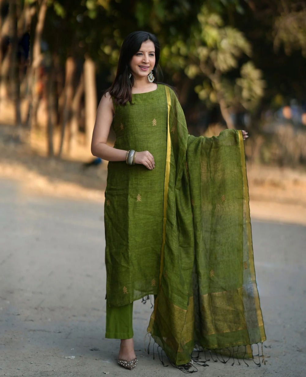 Classic Olive Green Straight Kurta Pant Set with Dupatta