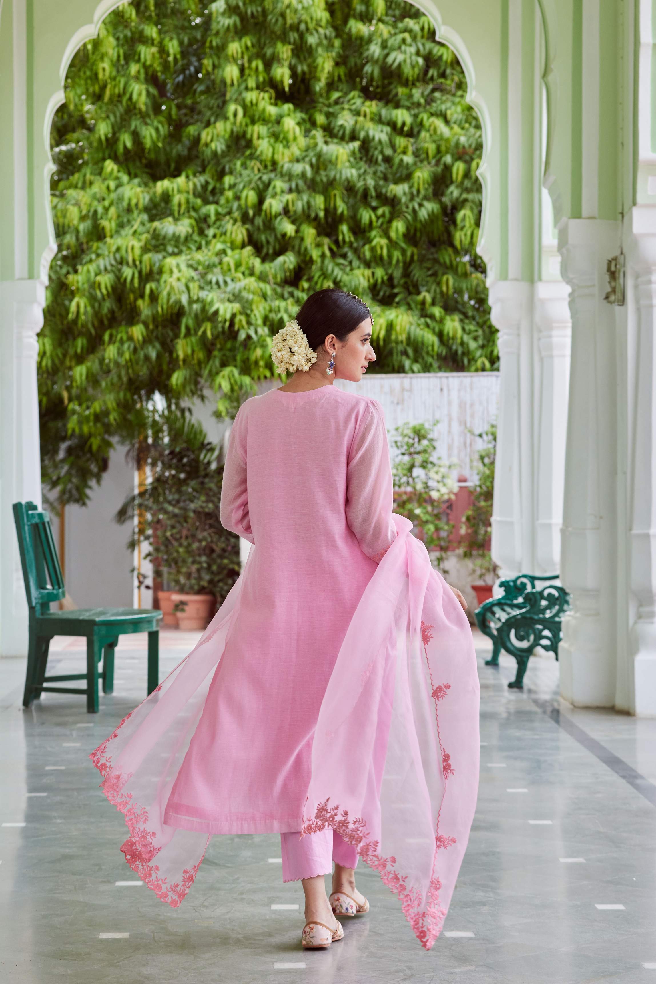 Monochromatic Soft Pink Traditional Salwar Kameez Set