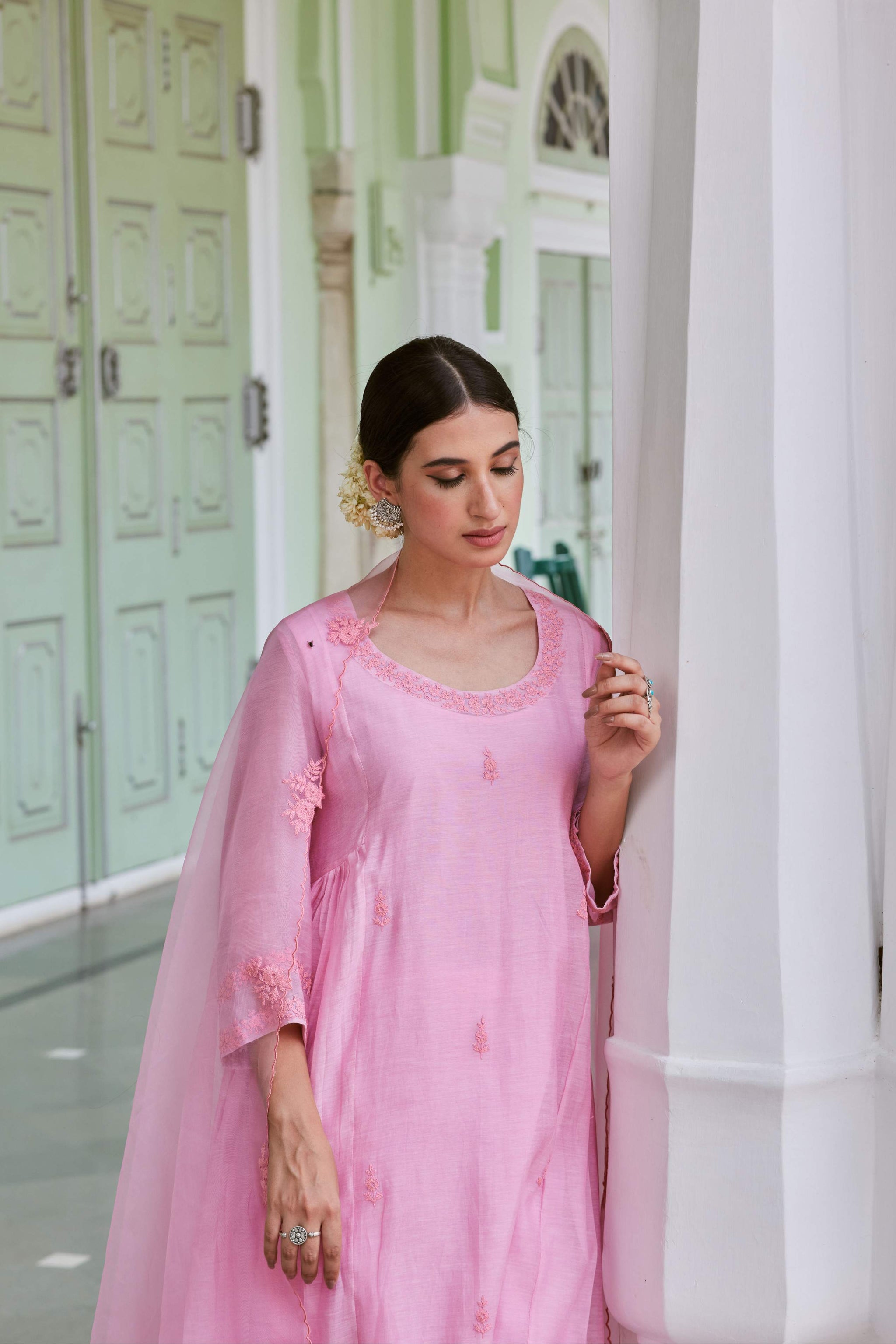 Monochromatic Soft Pink Traditional Salwar Kameez Set