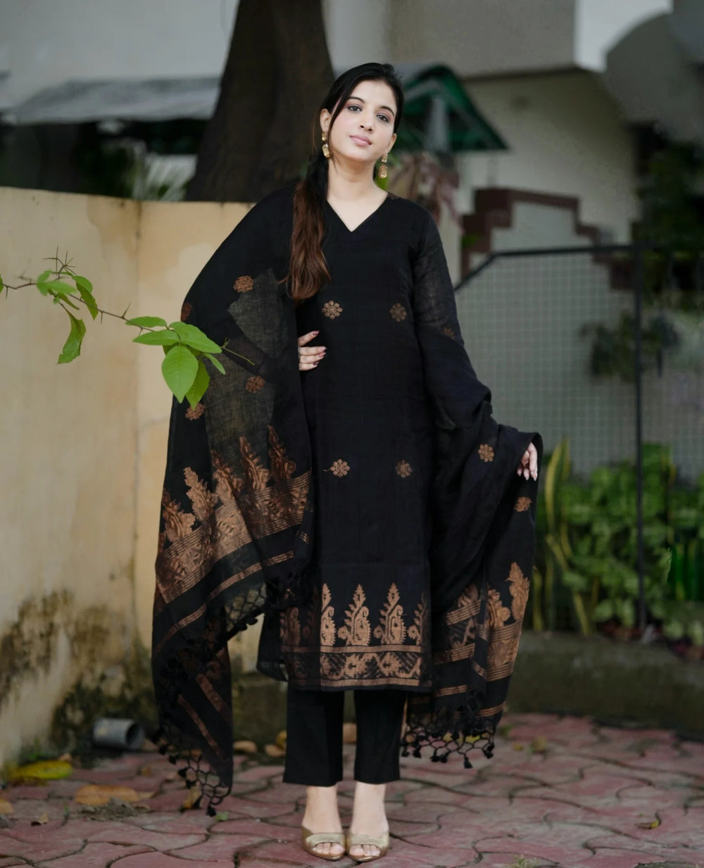 Premium Black Ethnic Kurta Pant Set with Matching Dupatta