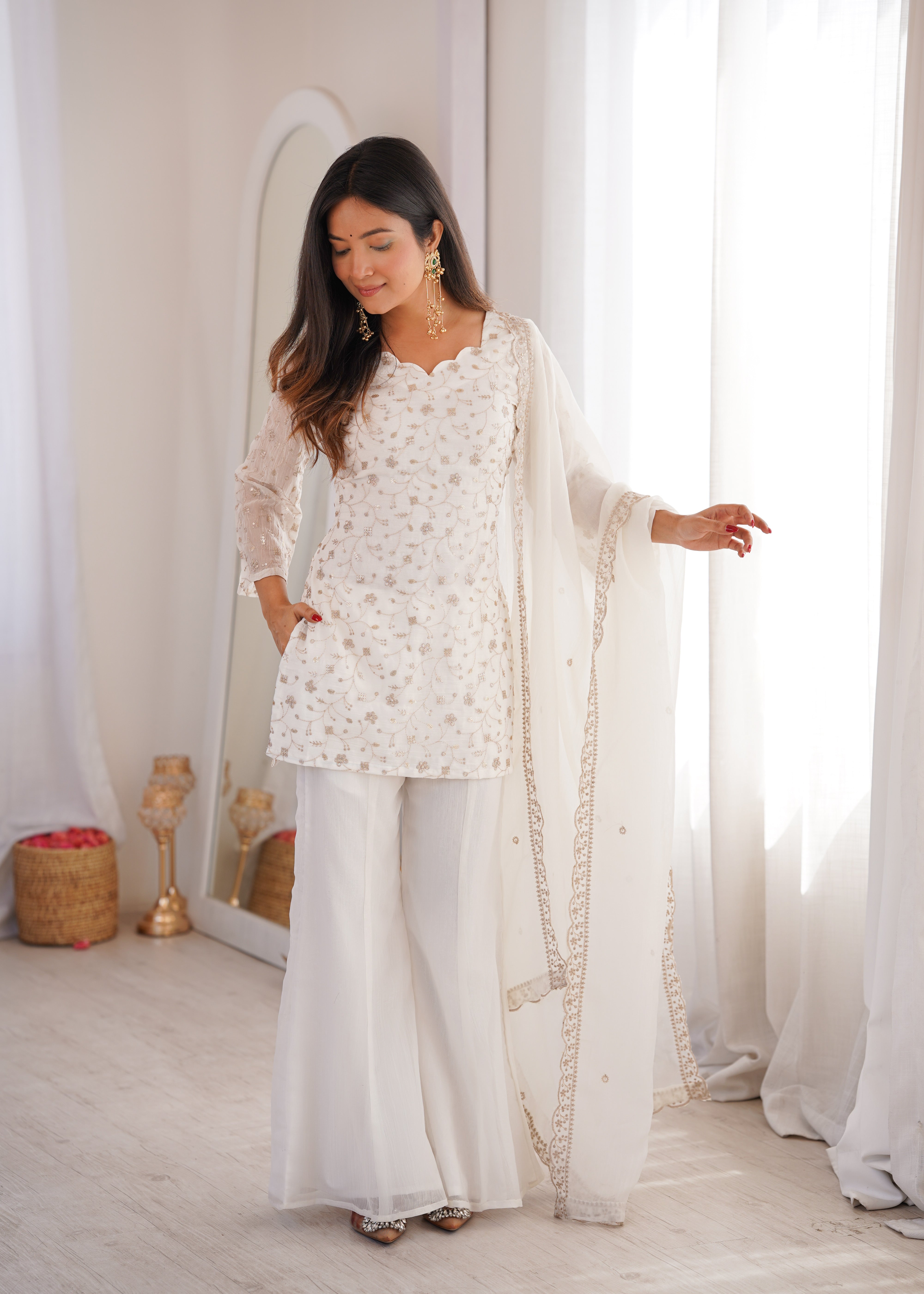White Color Crunchy Silk Zari Sequince Embroidered Work Anarkali Set Full Stitched.