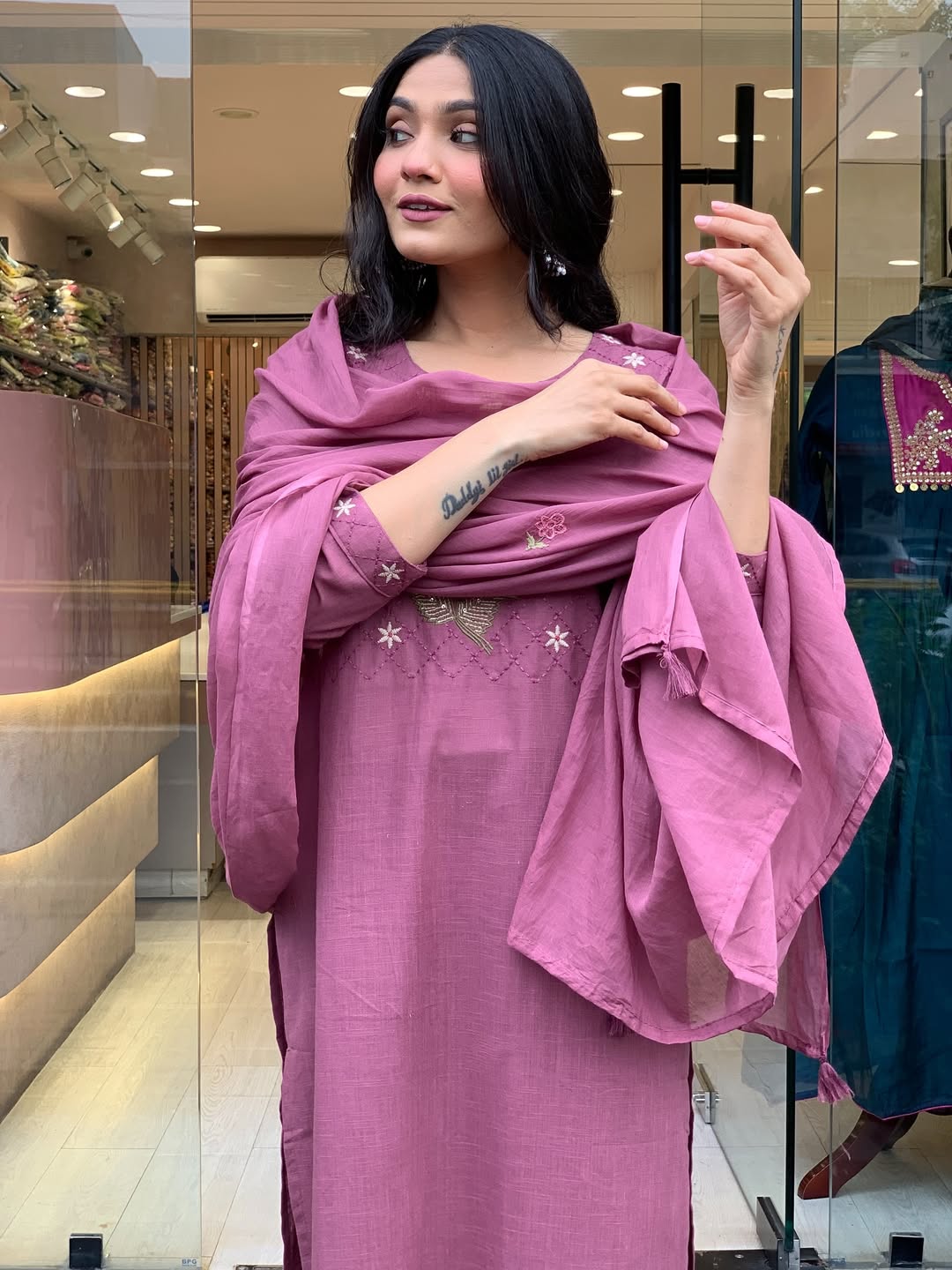 Elegant Mauve 3-Piece Kurta Set with Dupatta