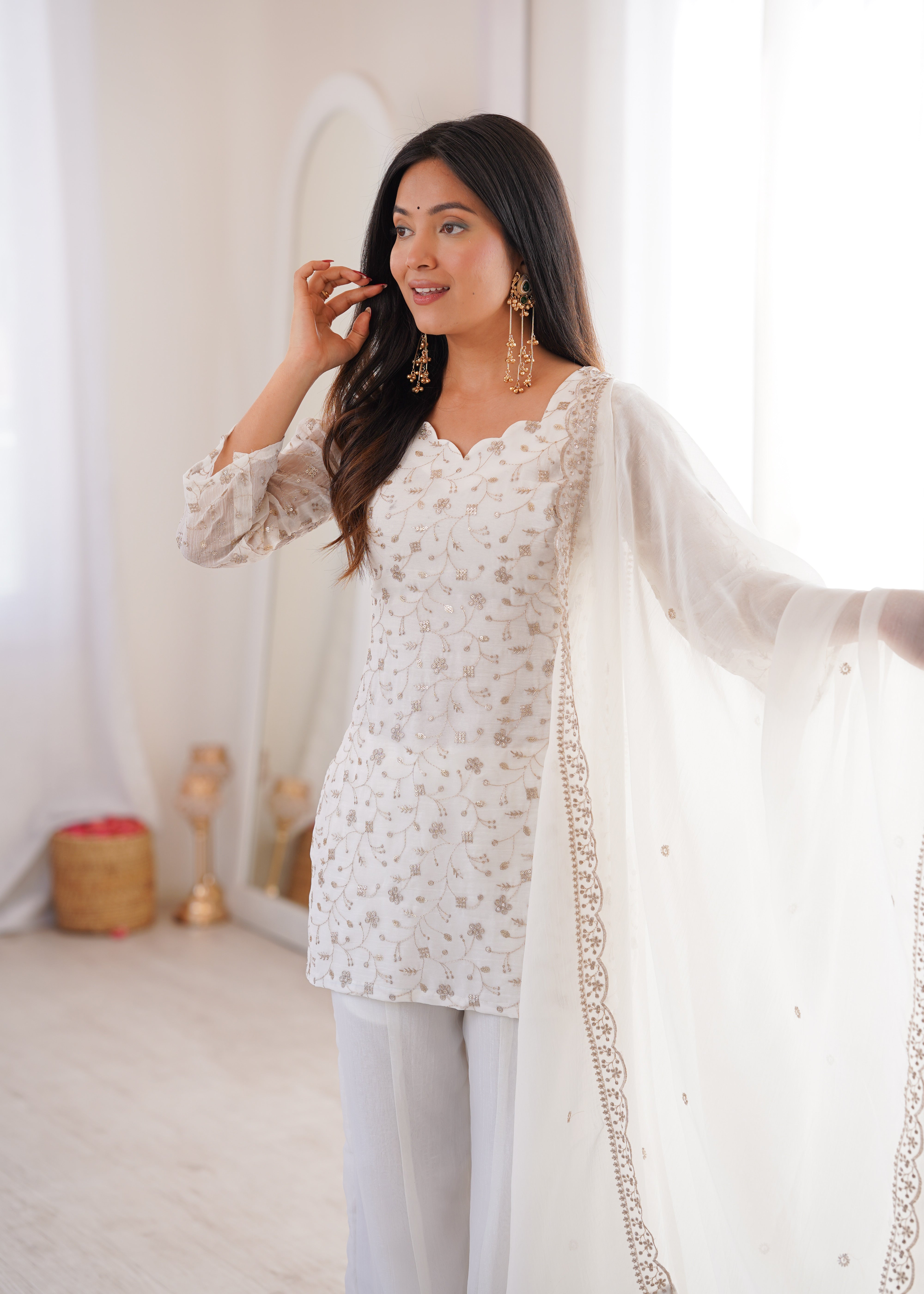 White Color Crunchy Silk Zari Sequince Embroidered Work Anarkali Set Full Stitched.