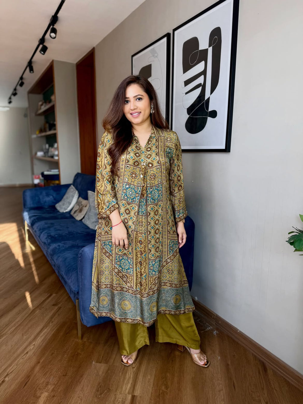 Avanika Royal Ajarakh Printed Kurta Set