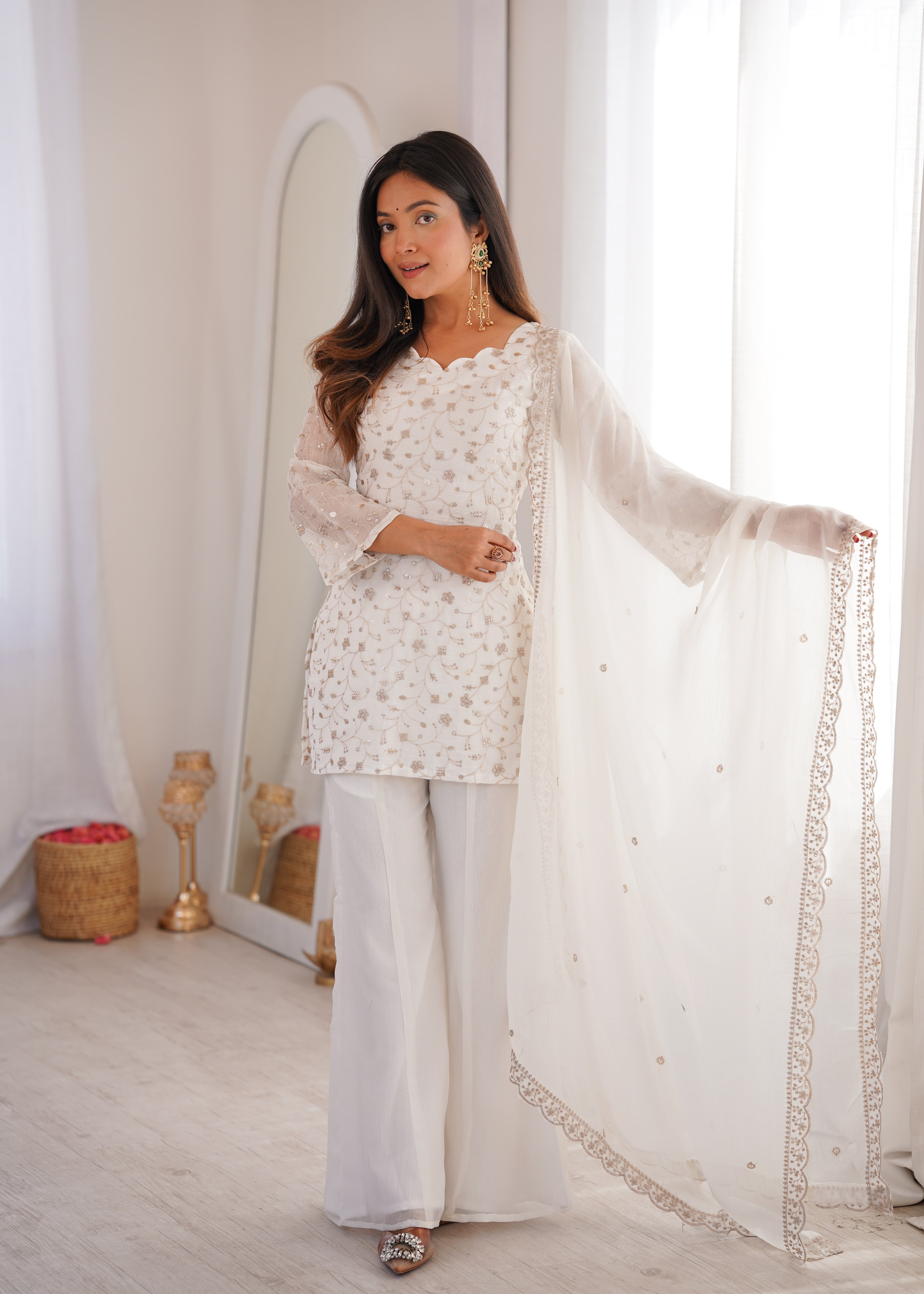 White Color Crunchy Silk Zari Sequince Embroidered Work Anarkali Set Full Stitched.