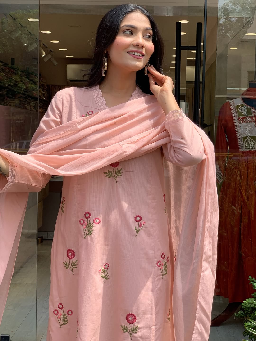 Blush Pink Floral Embroidered Chanderi Kurta Set with Dupatta