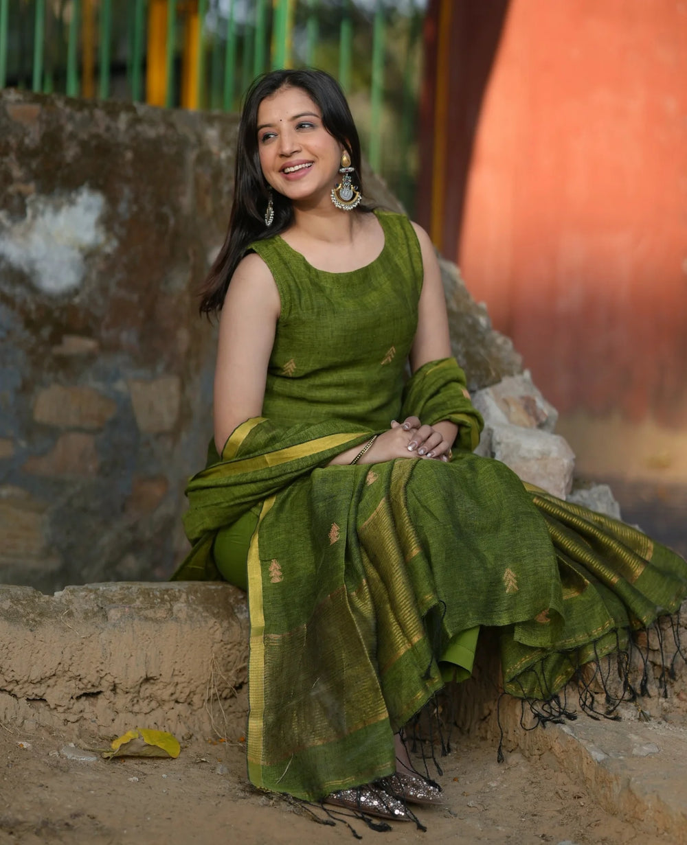 Classic Olive Green Straight Kurta Pant Set with Dupatta
