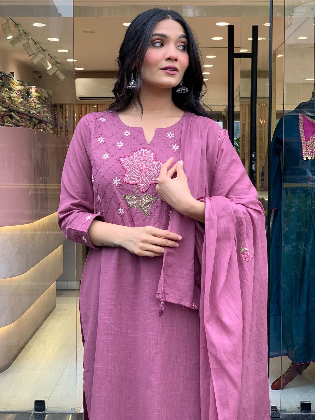 Elegant Mauve 3-Piece Kurta Set with Dupatta