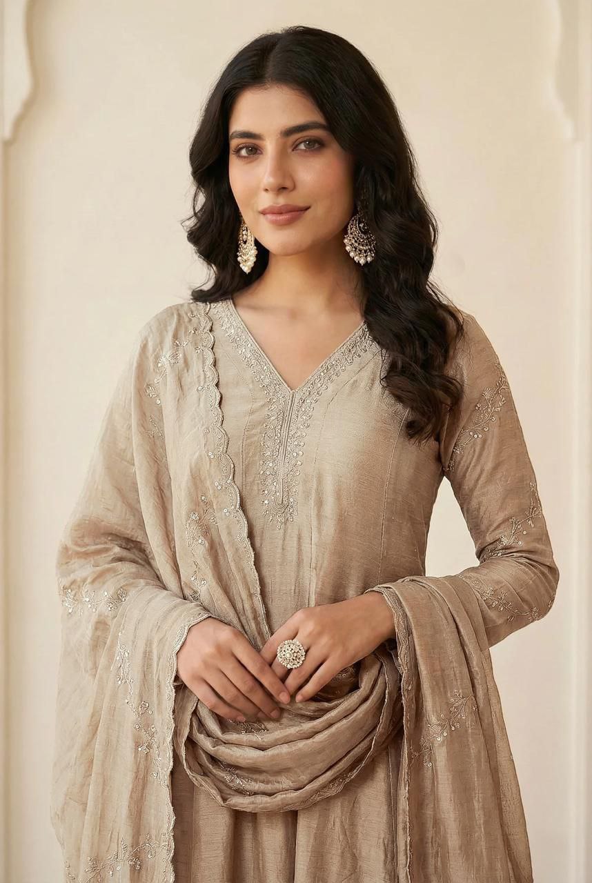 Zareen Aura Embroidered Anarkali Kurti Pant Set