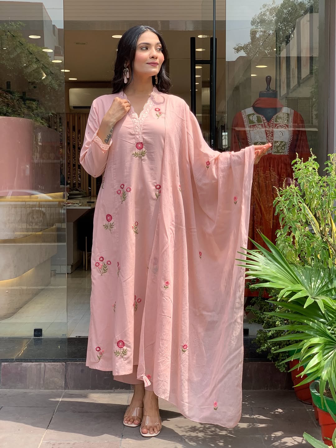 Blush Pink Floral Embroidered Chanderi Kurta Set with Dupatta