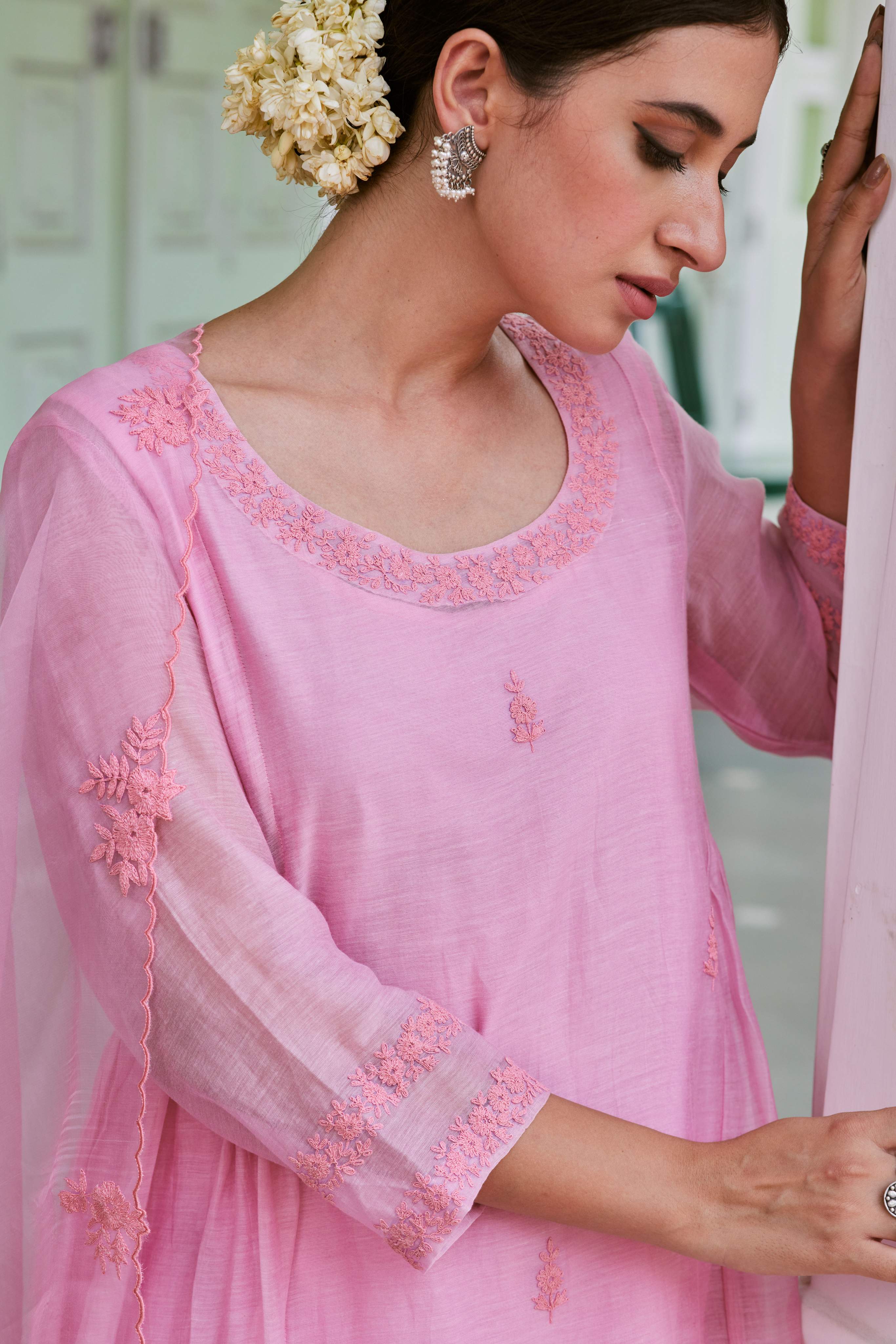 Monochromatic Soft Pink Traditional Salwar Kameez Set