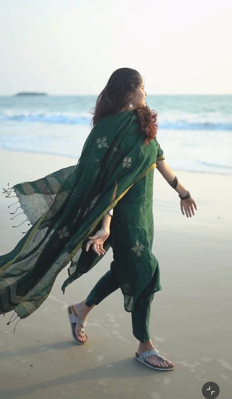 Elegant Emerald Green 3-Piece Festive Ethnic Suit Set